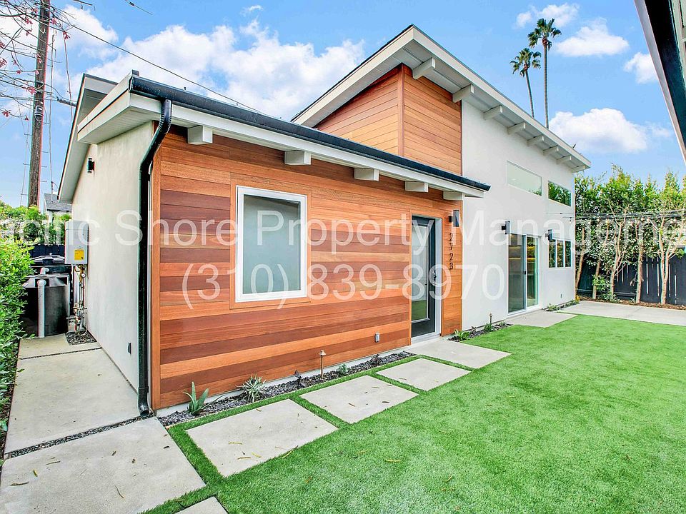 1st image of 2721 Burkshire Ave #2723