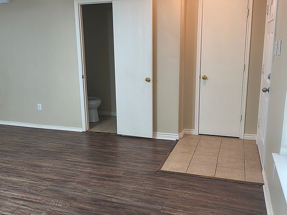 4th image of 129 Jefferson Dr