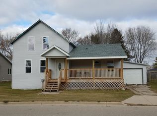 315 Baldwin St, Oconto, WI 54153