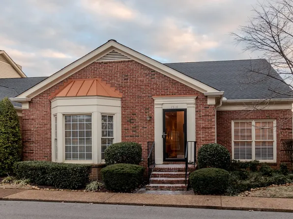 1514 Saint Charles Pl, Murfreesboro, TN 37129