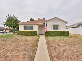 440 E Grove St, Rialto, CA 92376