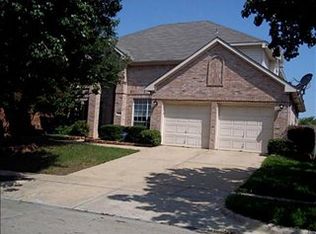 5325 Lake Mead Trl, Fort Worth, TX 76137