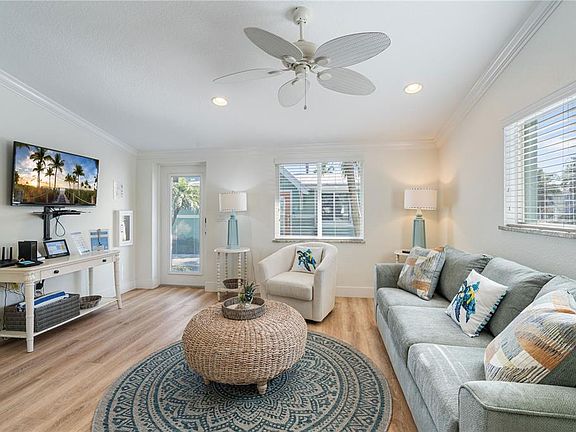 4th image of 3009 AVENUE E #A