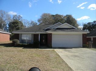 1704 Donham Dr, Mobile, AL 36618