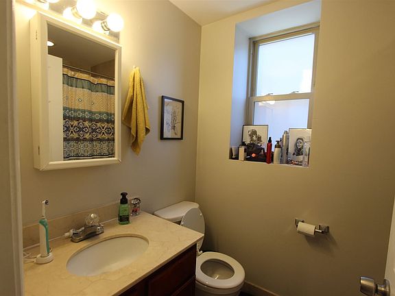 5th image of 5659 N Magnolia Ave APT 1W