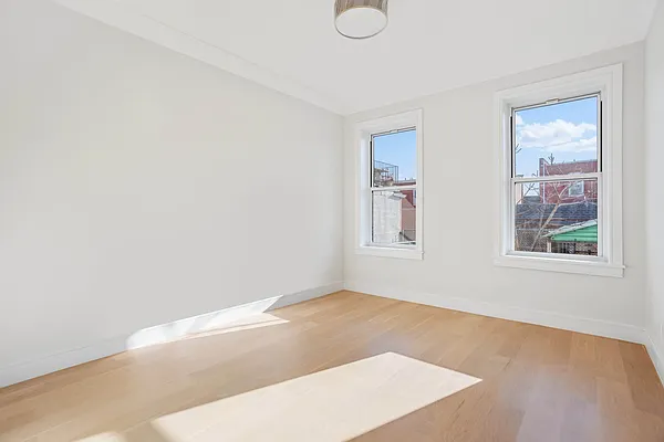 Rented by Kole Group | media 34