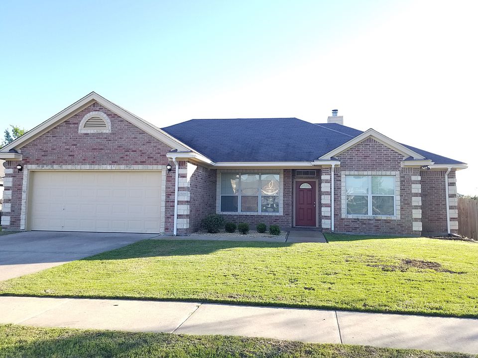 1st image of 2509 Lindsey Dr