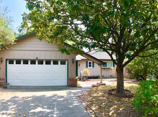 206 Maple Ave, Cotati, CA 94931