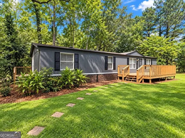 729 Doster Cir, Winder, GA 30680