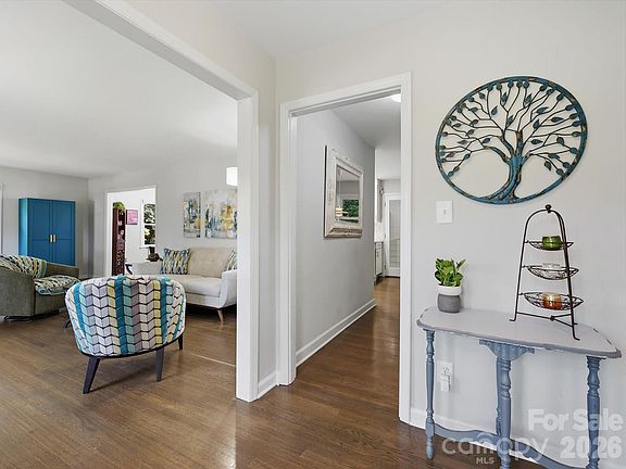 3rd image of 6419 Morven Ln