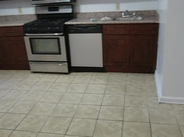 207 Thorne St, Jersey City, NJ