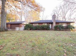 51 Wildwood Rd, Meriden, CT 06450