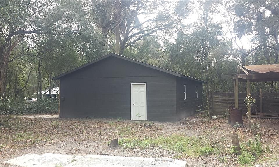2nd image of 8080 SE 147th Pl