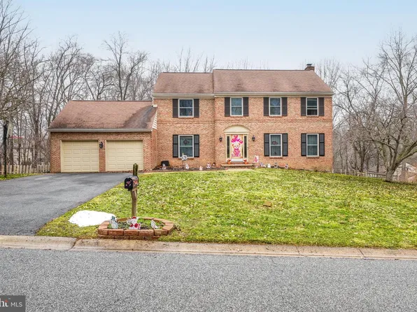 7 Deer Track Ln, Newark, DE 19711