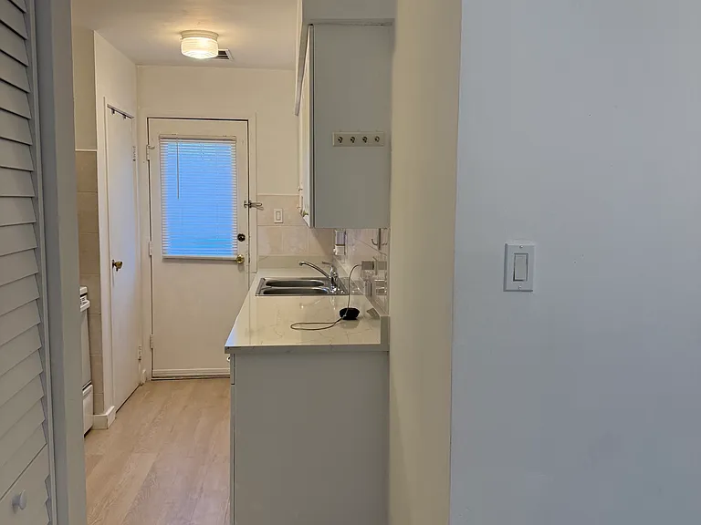 9355 Bay Colony Dr #1N — Photo 2
