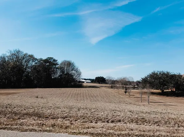 109 Shore Crest Cir, Carriere, MS 39426