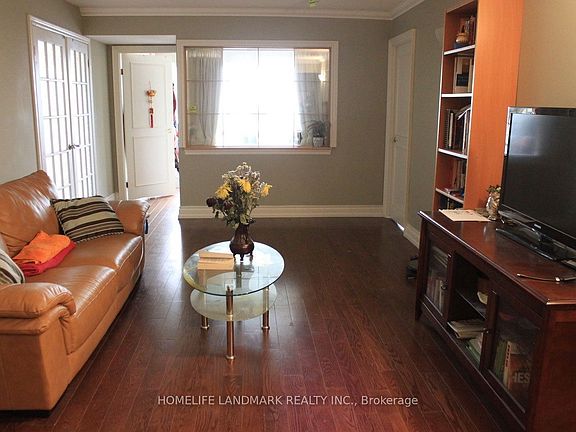 3rd image of 1001 Bay St #3408