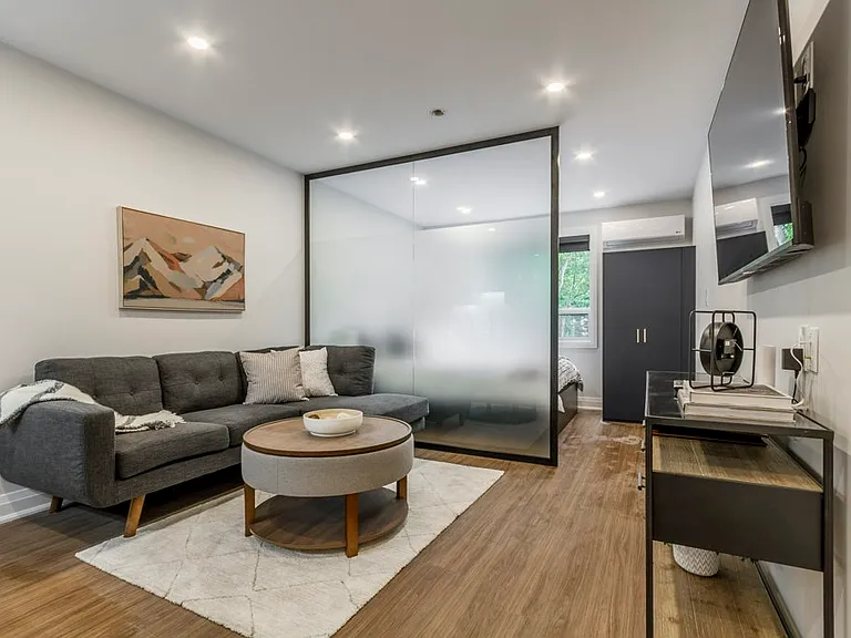 79 Duke St #B3 — Photo 4