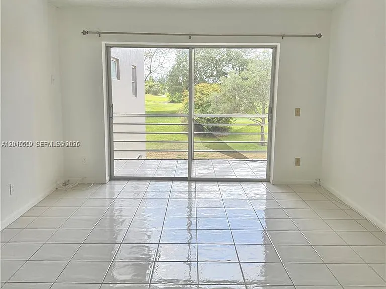 2495 SW 82nd Ave #205 — Photo 6