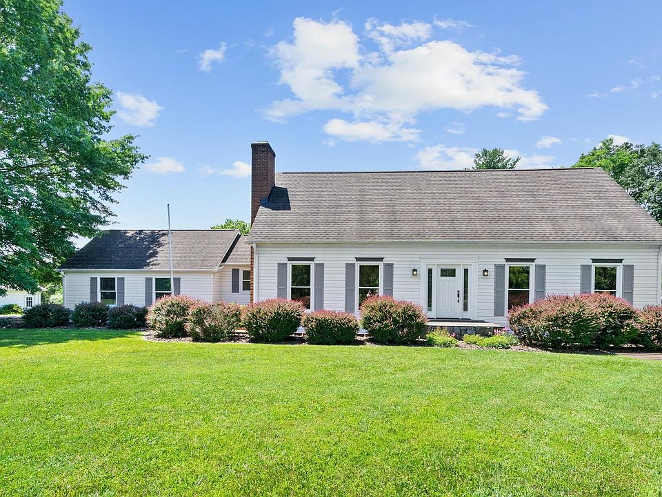 1st image of 9501 Fox Chase Dr