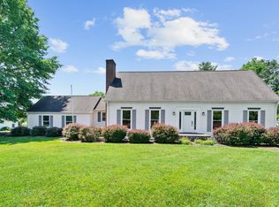 9501 Fox Chase Dr, Nokesville, VA 20181