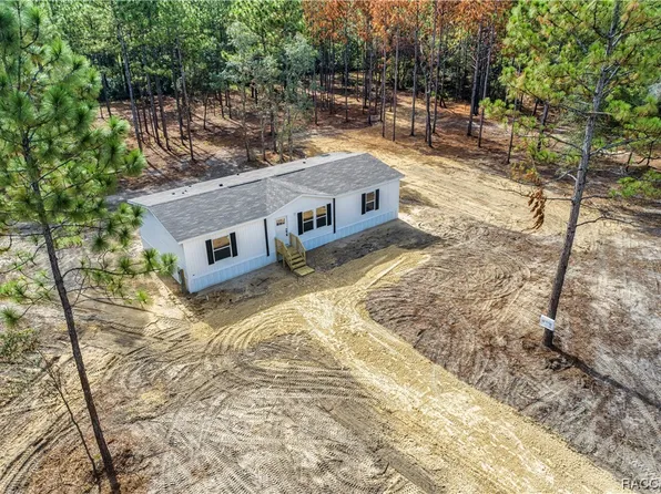 8719 N Presnell Ter, Dunnellon, FL 34433