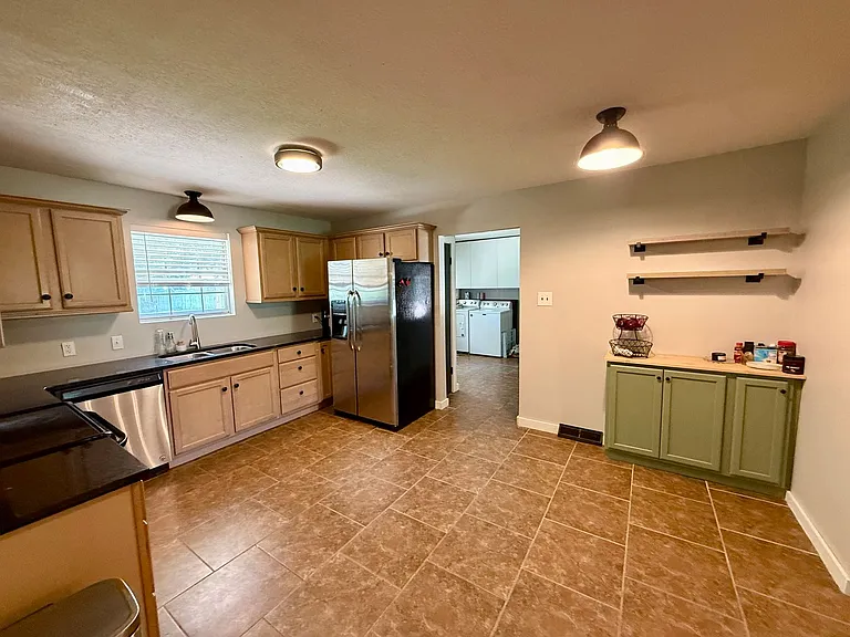 316 Marzee Ann Dr — Photo 8