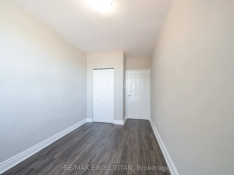 468 Ottawa St N #237C — Photo 4