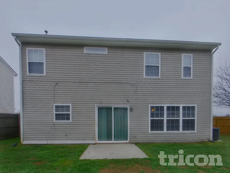 12724 Deaton Hill Dr — Photo 15