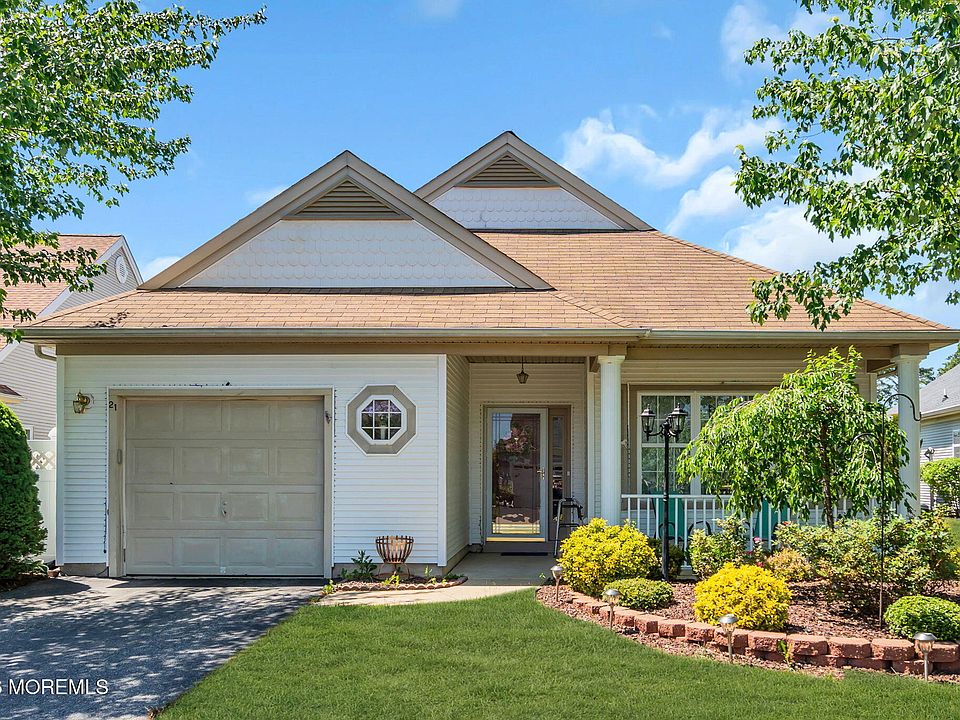 1st image of 21 Provence Drive