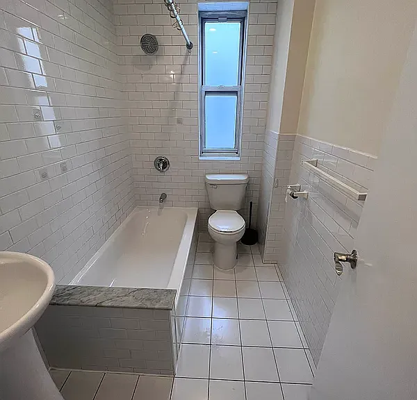 247 Wadsworth Ave #5E — Photo 7