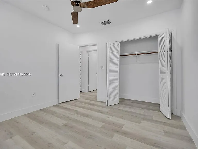 1401 NE 152nd St — Photo 16