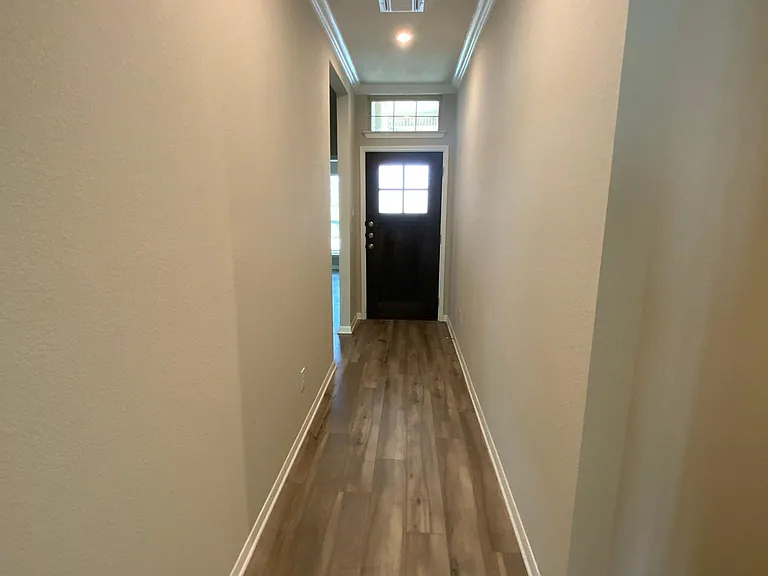 5073 Dickinson Loop — Photo 3