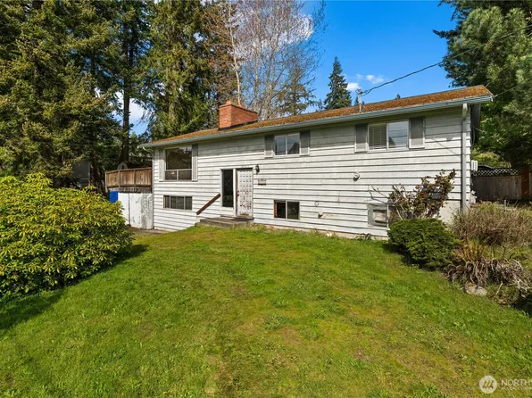 19525 86th Avenue W, Edmonds, WA 98026