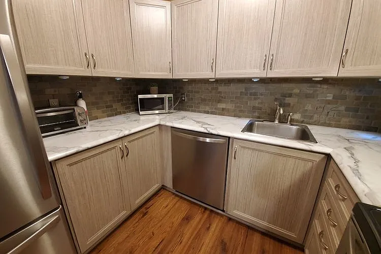 160 Bruyere St #3 — Photo 6