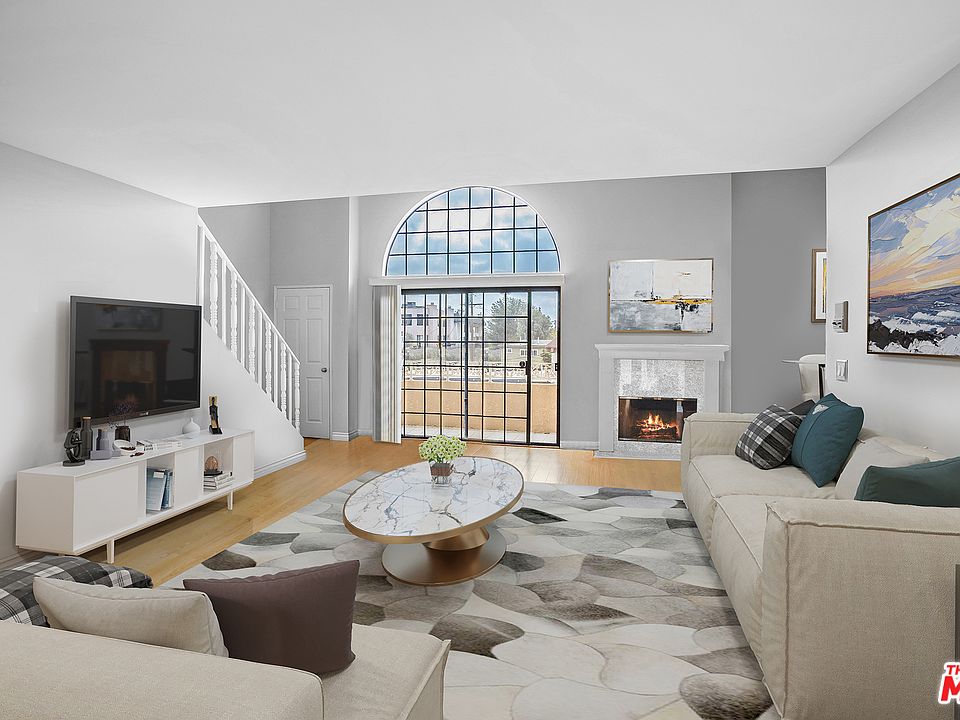 1st image of 3910 Moore St APT 201