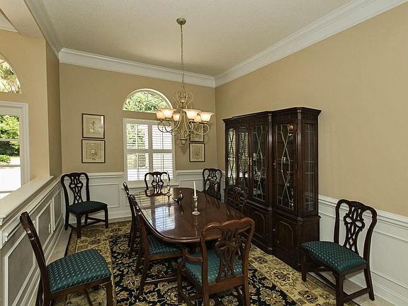 5th image of 13802 Windsor Crown Ct E