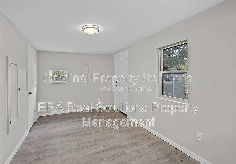2520 Grand Blvd — Photo 5