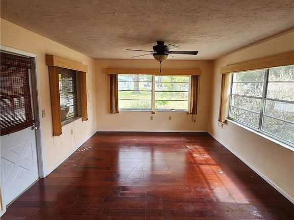 4th image of 3065 N Maidencane Dr