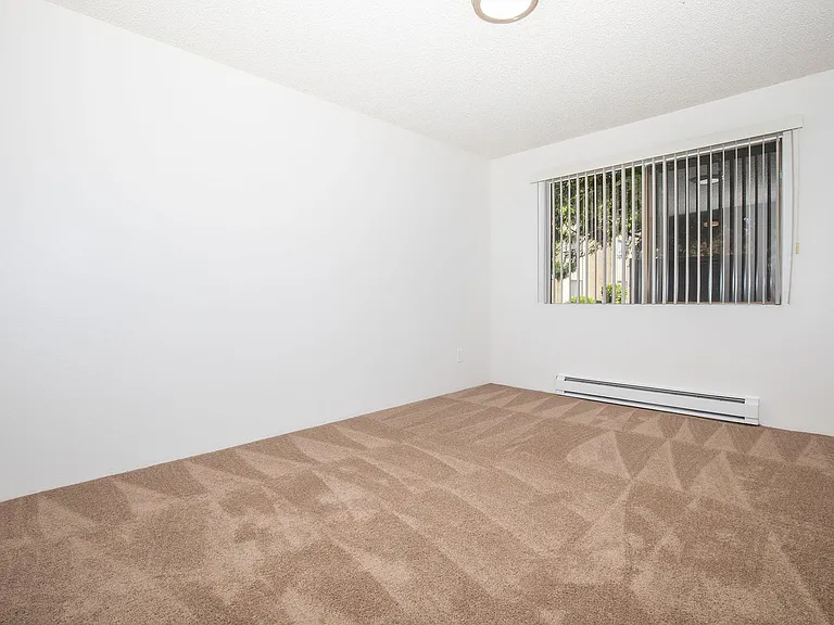 Summerhill Apartments — Photo 13