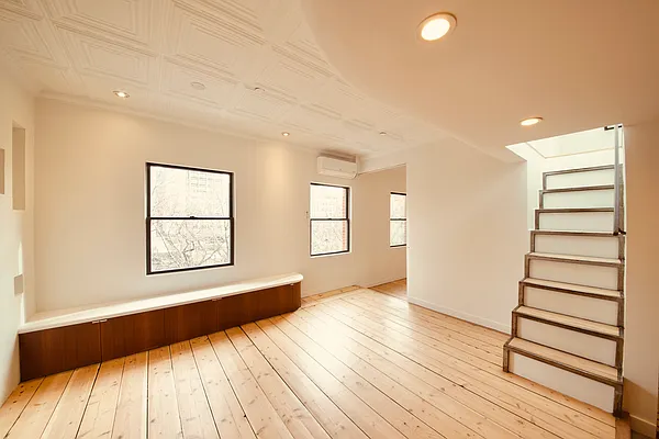 Rented by Engel & Völkers New York City | media 13