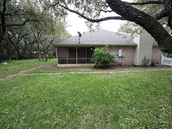 3rd image of 111 El Cid Dr