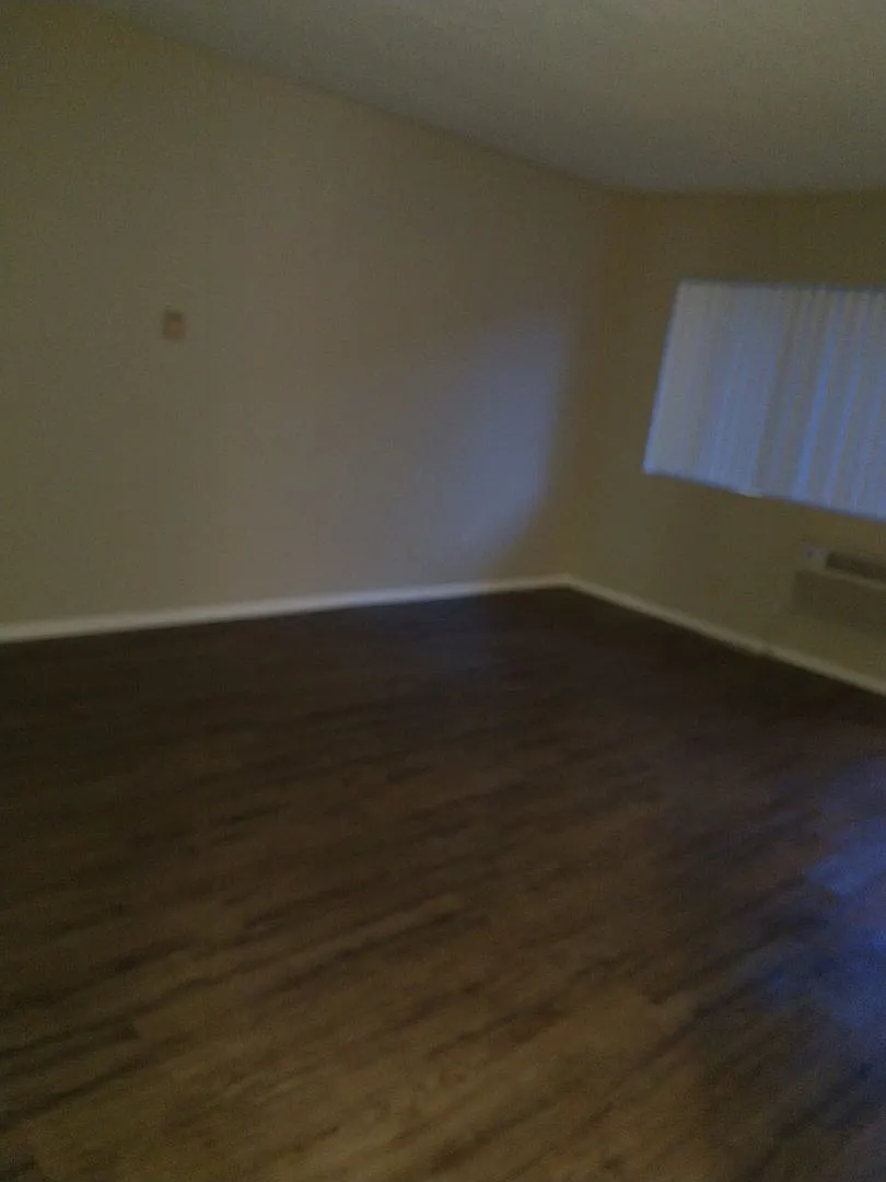 Newlin Street Apartments — Photo 3