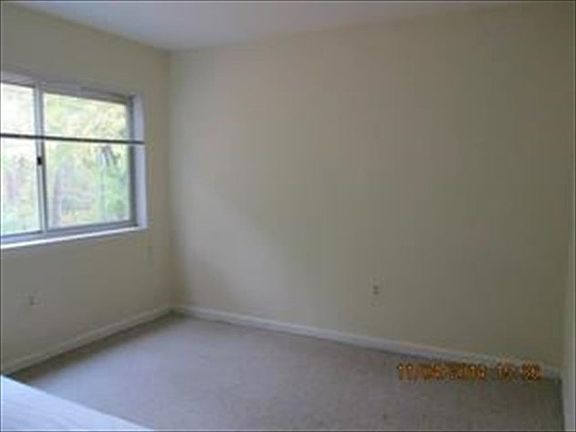 3rd image of 5109 Crossfield Ct APT 7