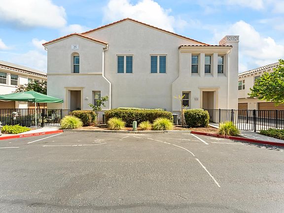 2nd image of 5301 E Commerce Way Unit 25101