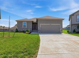21806 Massa Cir, Peculiar, MO 64078