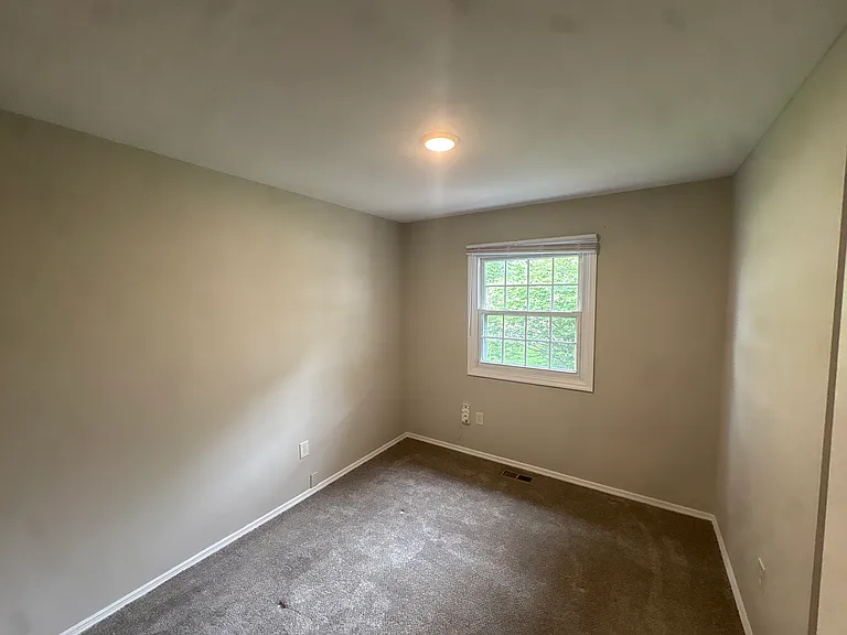 314 Scenic Ct — Photo 8