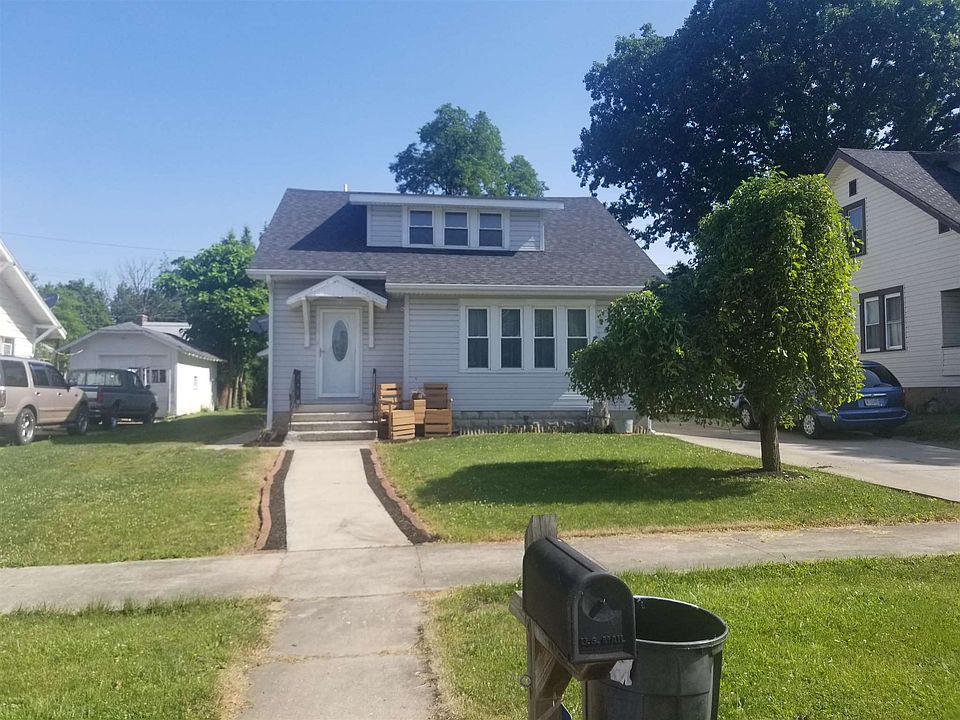 1st image of 525 E Main St