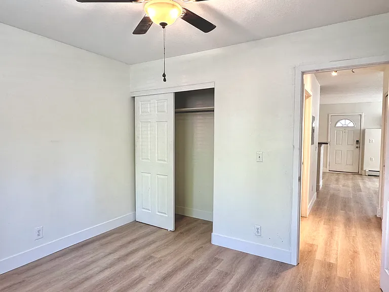 2345 N Clay St #7 — Photo 11