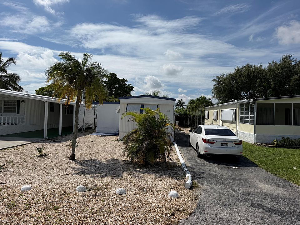 1st image of 5504 Lagoon Dr